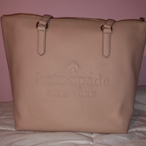 kate spade Handbags - kate spade larchmont avenue logo tote